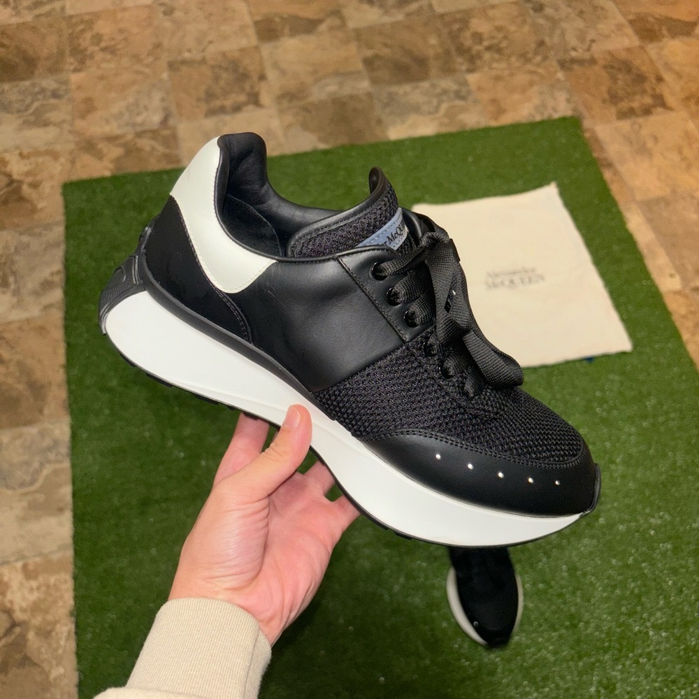 Alexander McQueen Sprint Runner Black/White